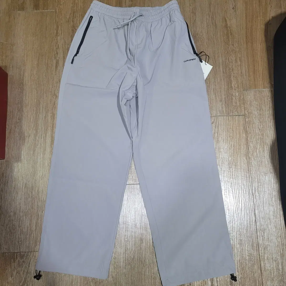 CodeGrapher Zipper Color Tech Jogger Pants New Item M size (30-34 inches)