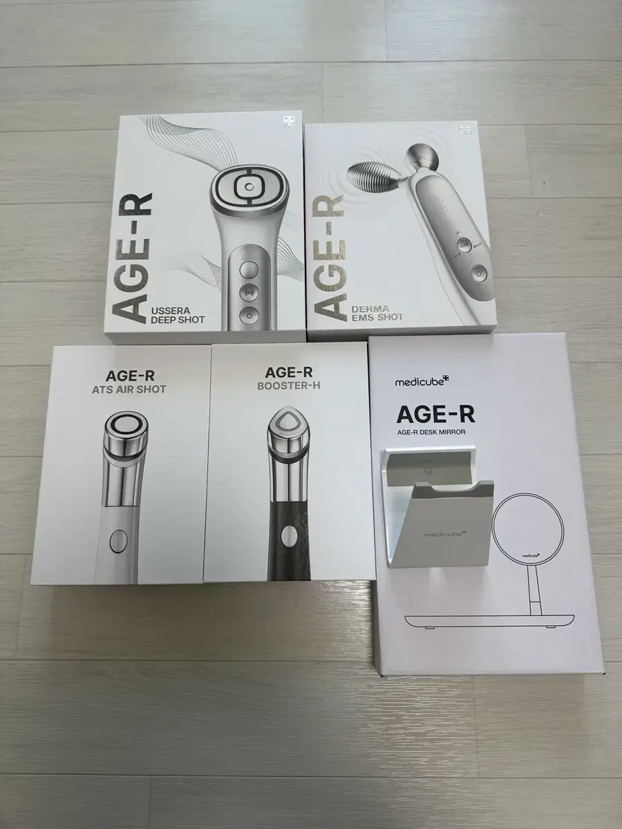 Age-R VIP Clinic 4-piece set