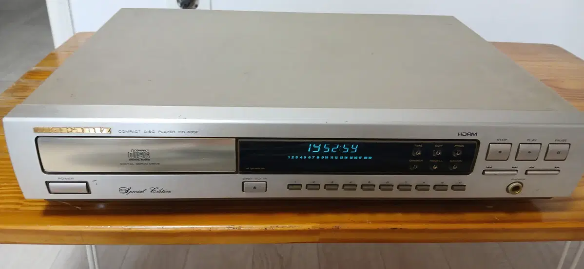 Marantz CD-63SE CD Player