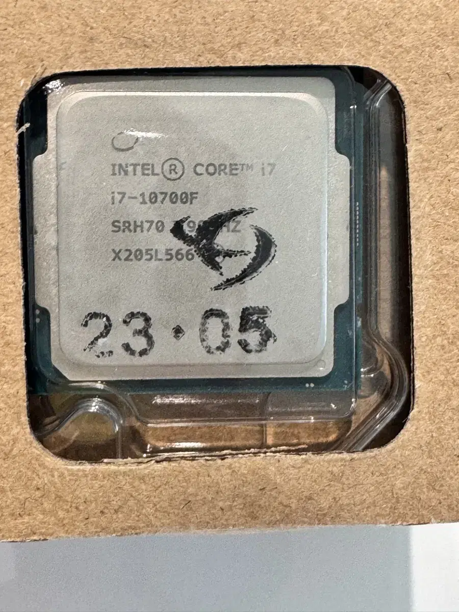 i7-10700f