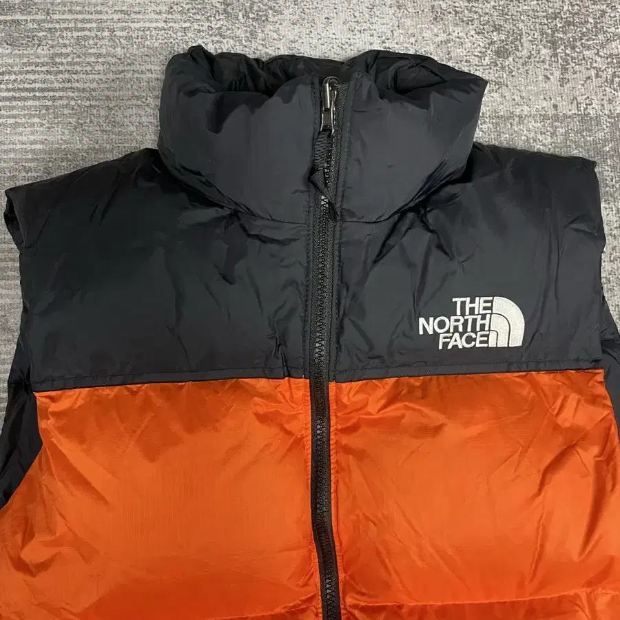 TNF 눕시 구스다운 베스트