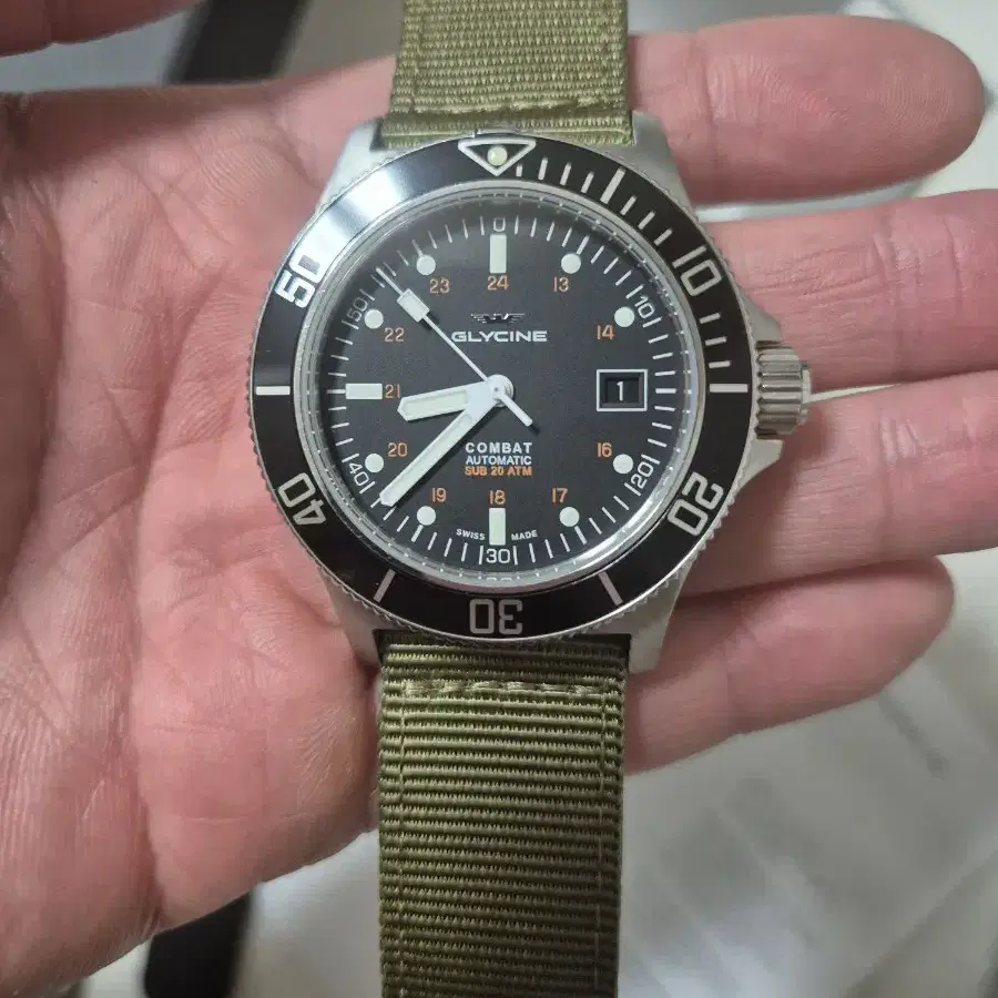 글라이신 컴뱃 서브 42mm 오토매틱gl0185