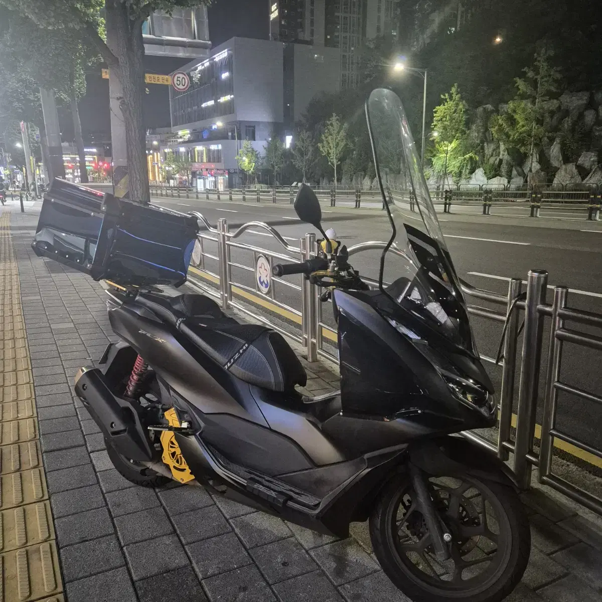 pcx125 21년식 판매합니다