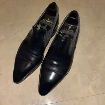 아르티올리 오더 25 벨루티 존 롭 네이비