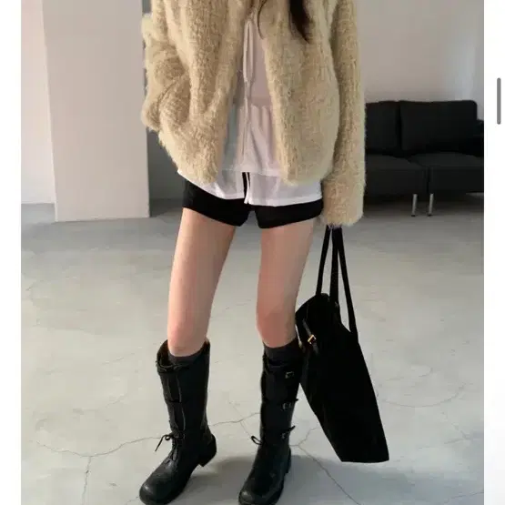 르에브 High neck eco fur jacket