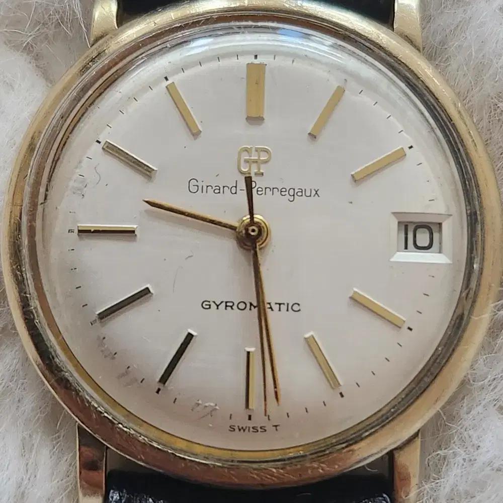 # 210 ) GIRARD PERREGAUX GYROMATIC