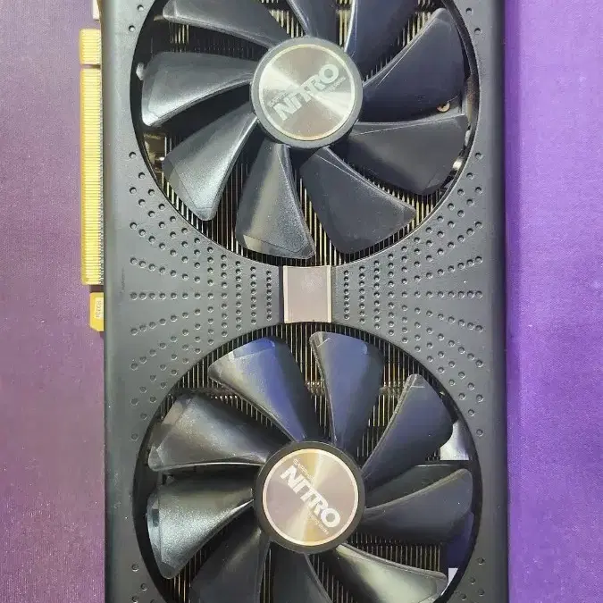 사파이어 니트로 RX580 8gb 팝니다