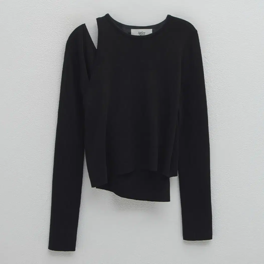 아틀리에 나인 UNBALANCED CUTOUT SLIM KNIT