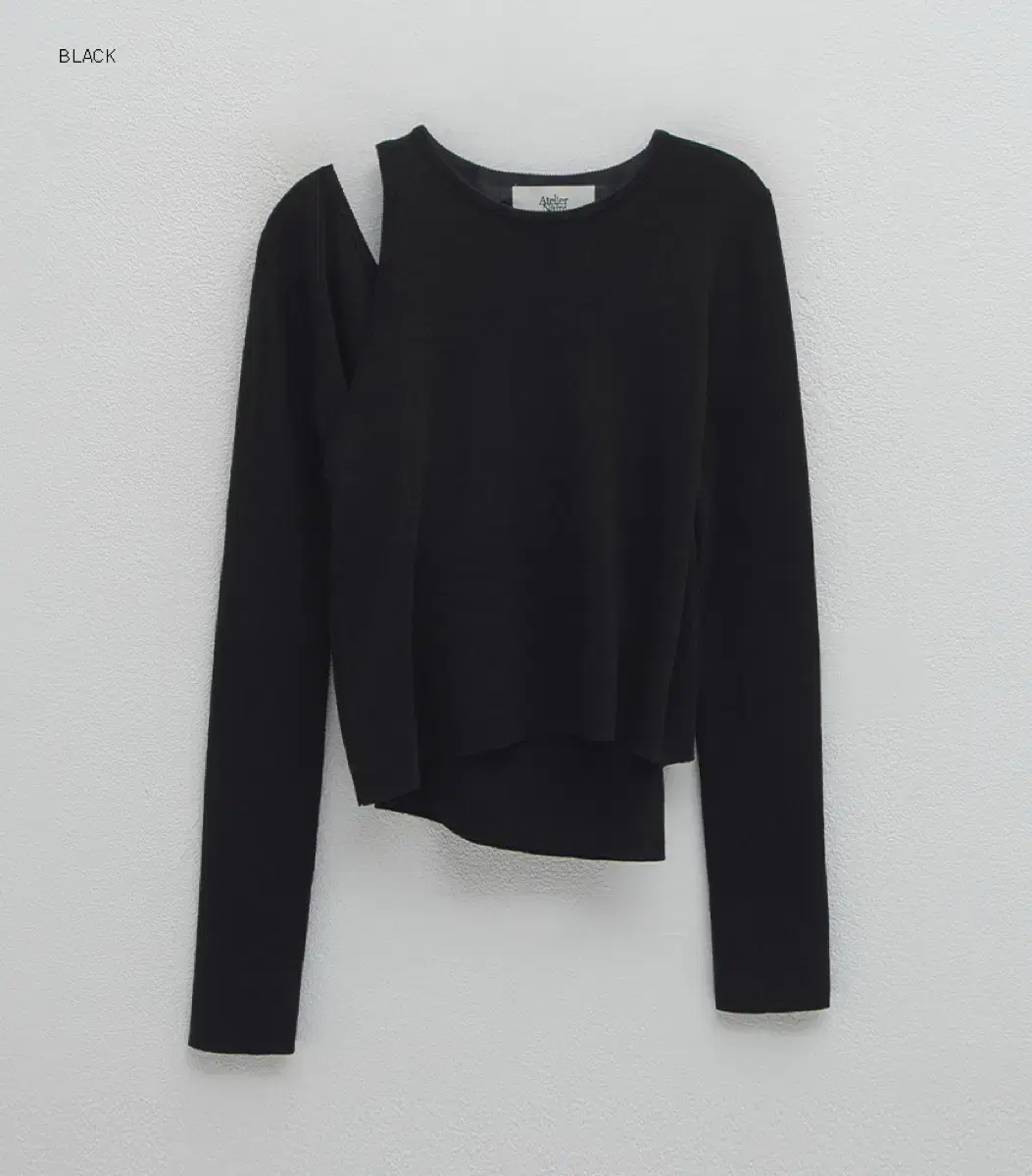 아틀리에 나인 UNBALANCED CUTOUT SLIM KNIT