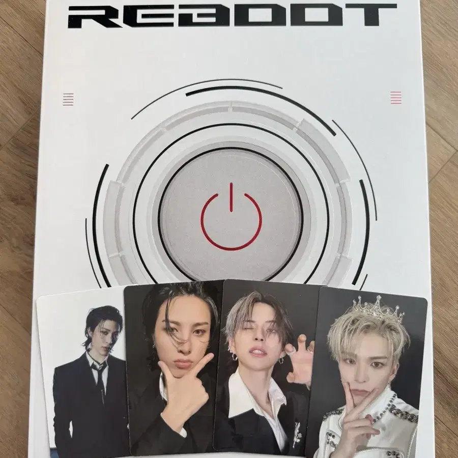 트레저 REBOOT 앨범