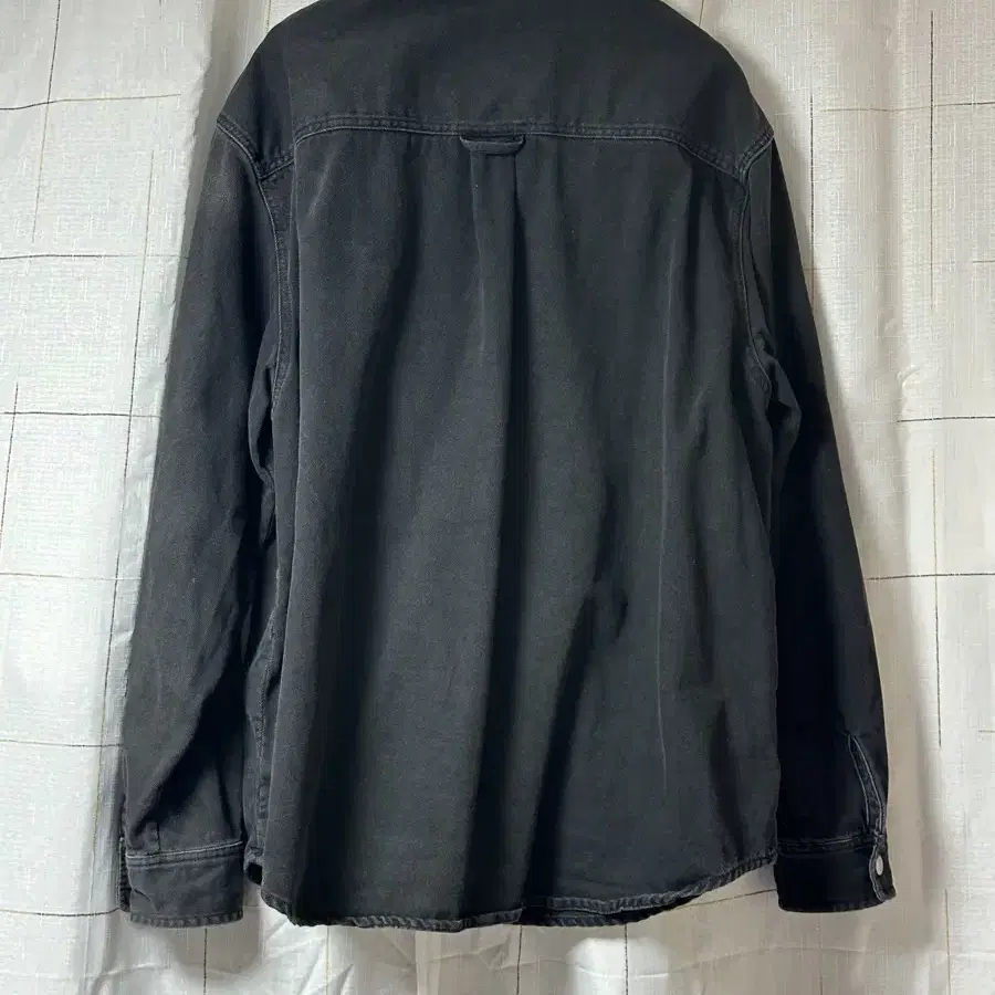 [칼하트] Heavy shirt jacket 블랙 XL팝니다