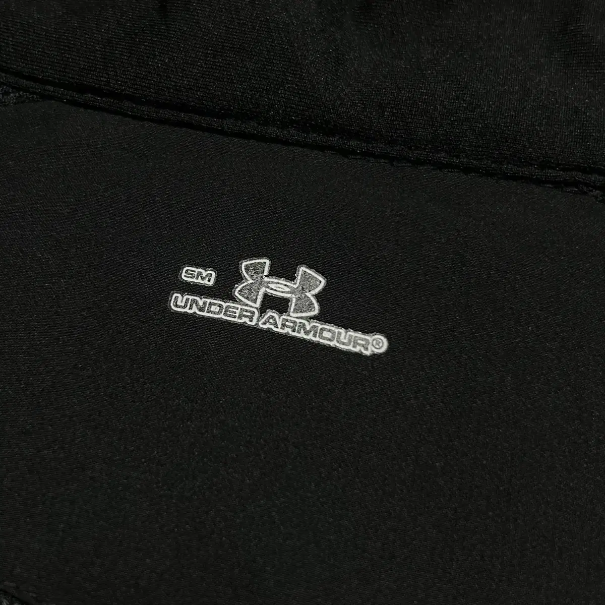 [ M ] Underarmour 언더아머 검/흰 반집업 바람막이 자켓