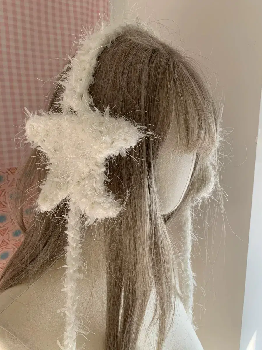 Star-shaped earmuffs