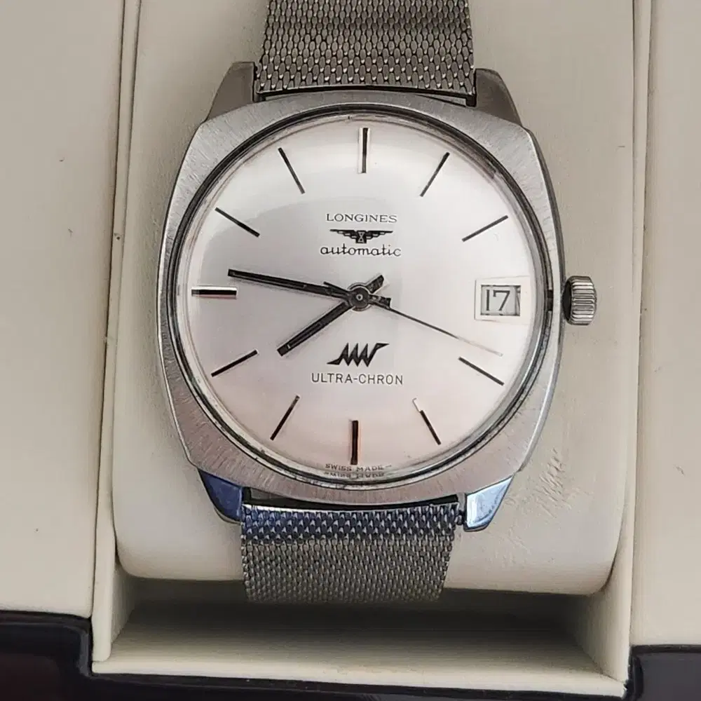 # 212 ) LONGINES  ULTRA - CHRON