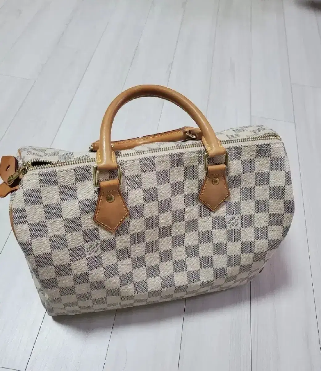 Louis Vuitton Damié 30