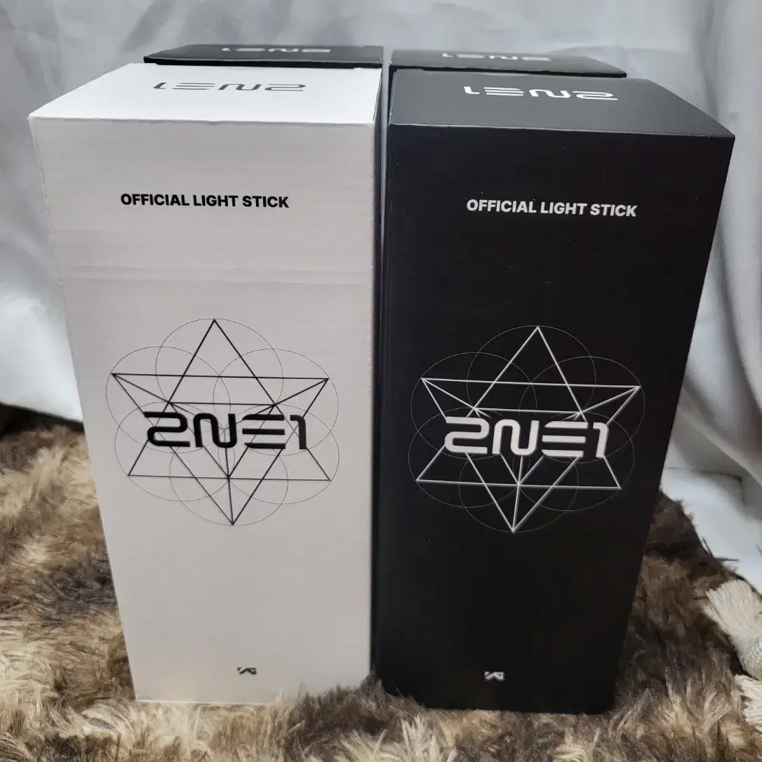 투애니원 응원봉 2NE1 Light Stick (미개봉)