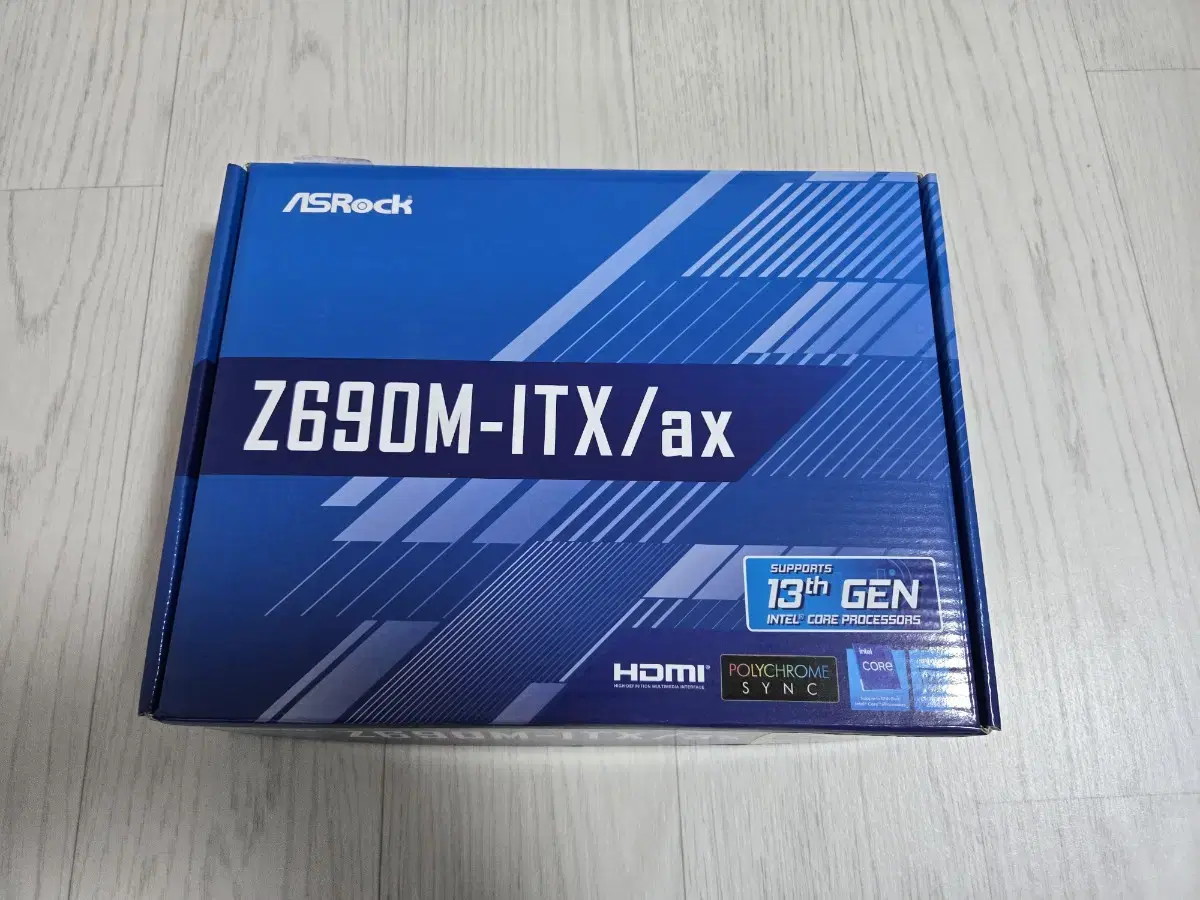 ASRock Z690M-ITX/ax 메인보드 + 소켓가이드