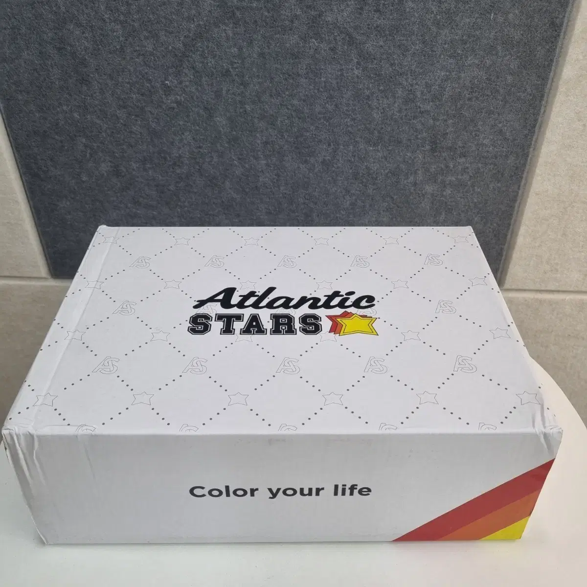 Atlantic 스니커즈!!블랙.레드.엘로우 색상!!