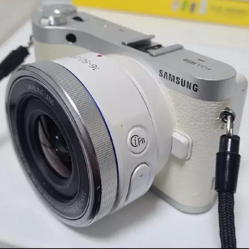 삼성 NX300M 렌즈 16-50 OIS