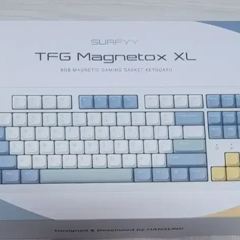 한성키보드 TFG Magnetox XL팝니다