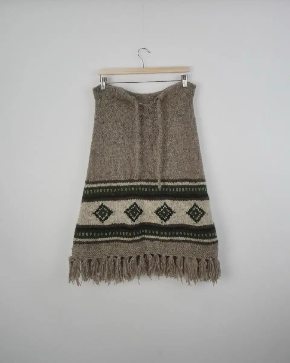 nirvana label knit skirt (Free)