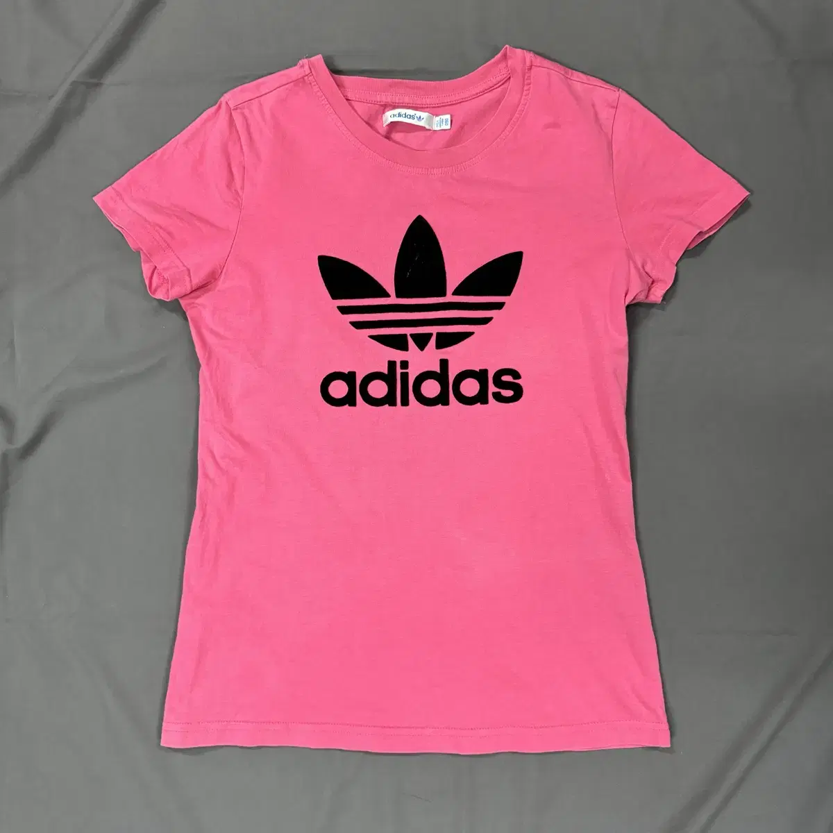 [adidas] 아디다스 불꽃 블랙핑크 반팔 티셔츠