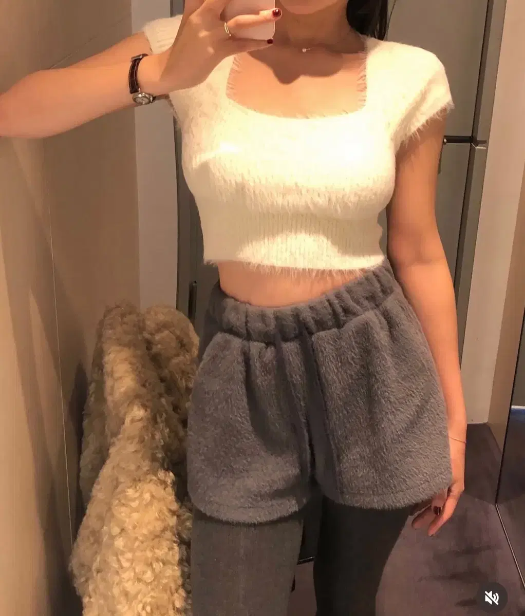 니어린(nearin) boucle shorts (gray)