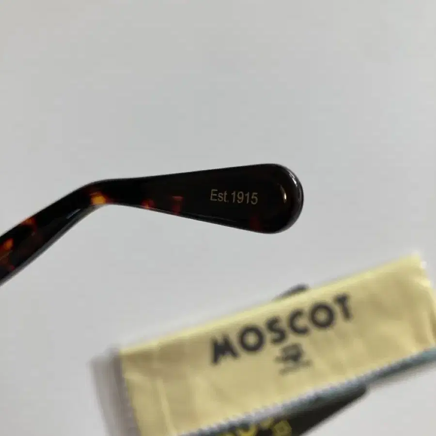 Moscot LEMTOSH TORTOISE