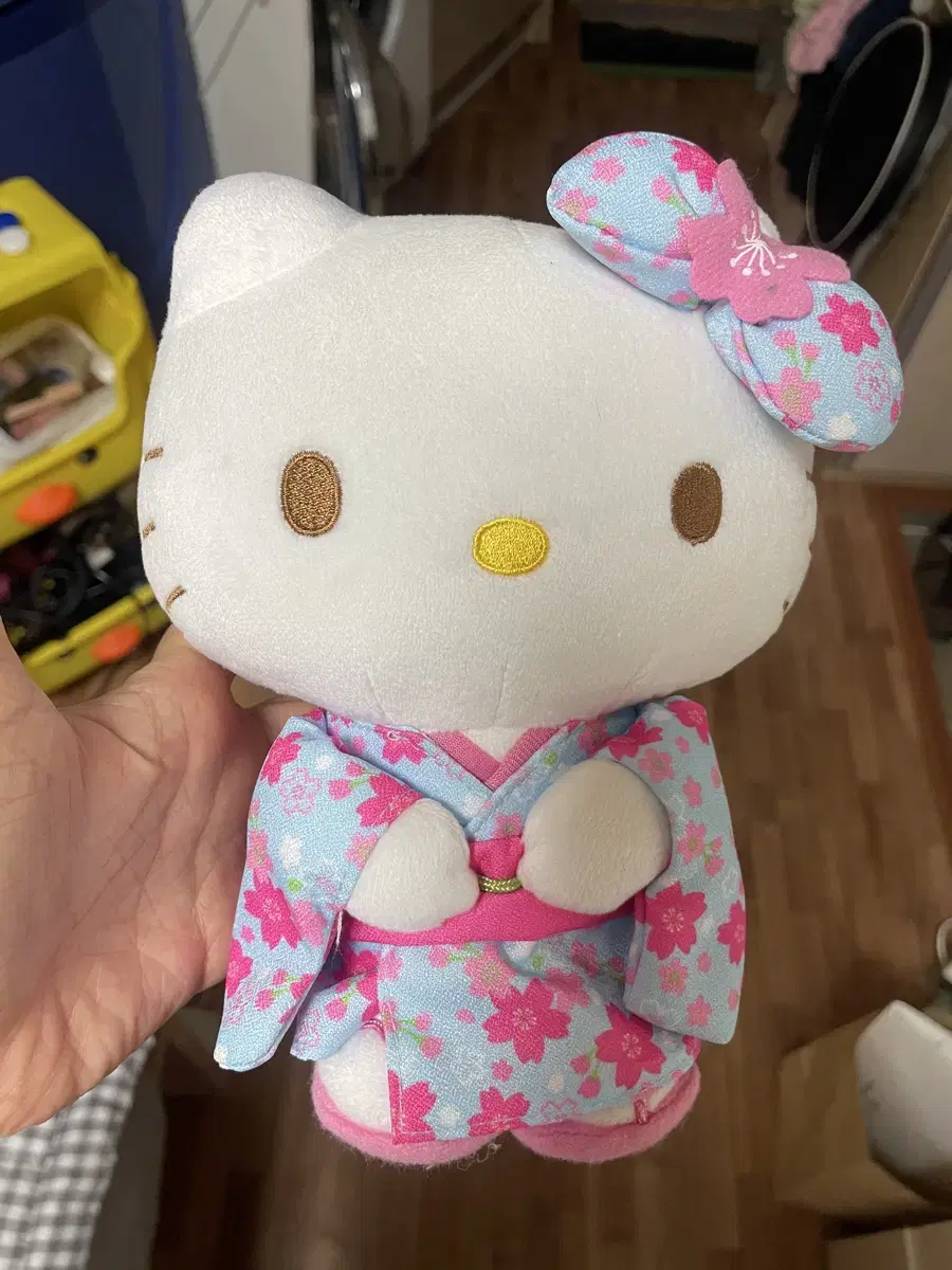 Hello Kitty Yukata Doll