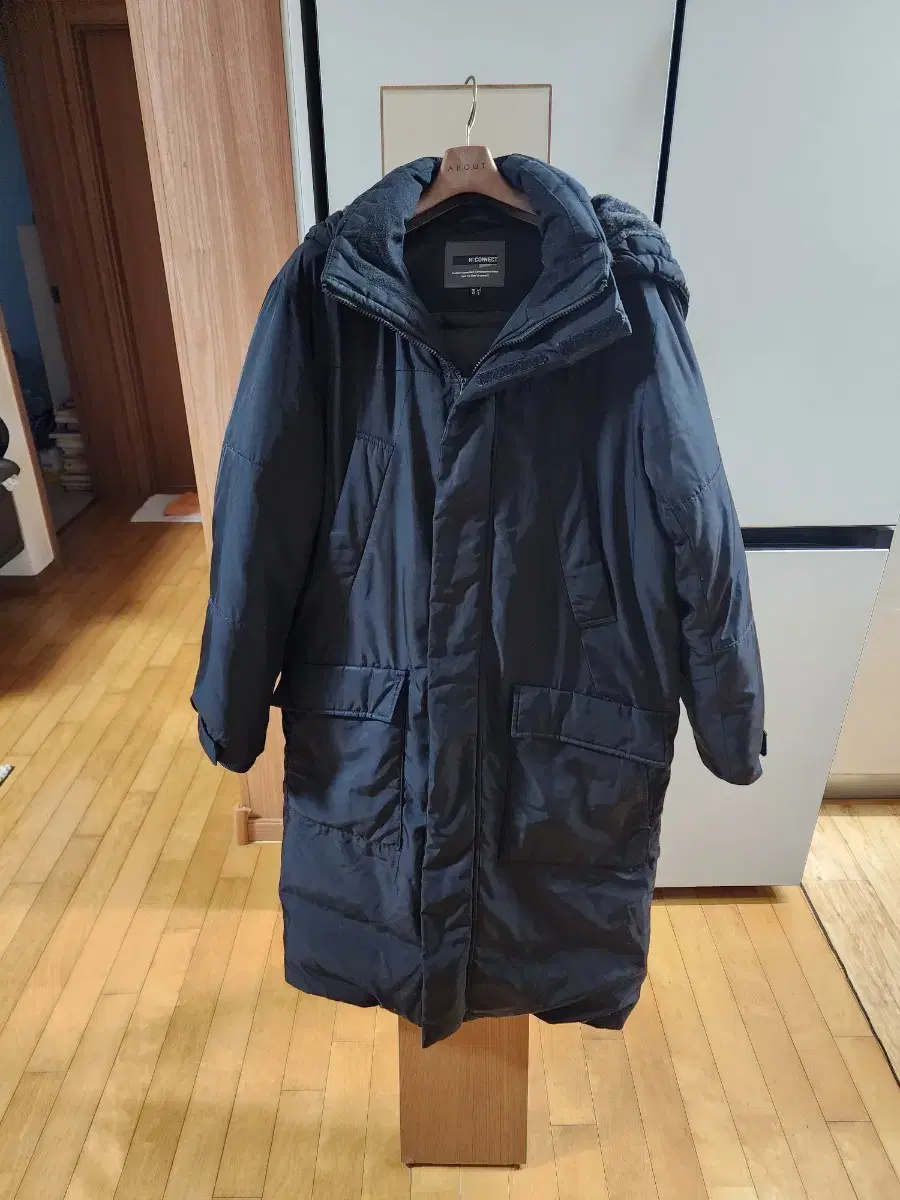 Long-sleeved duck down jacket, size M, almost new