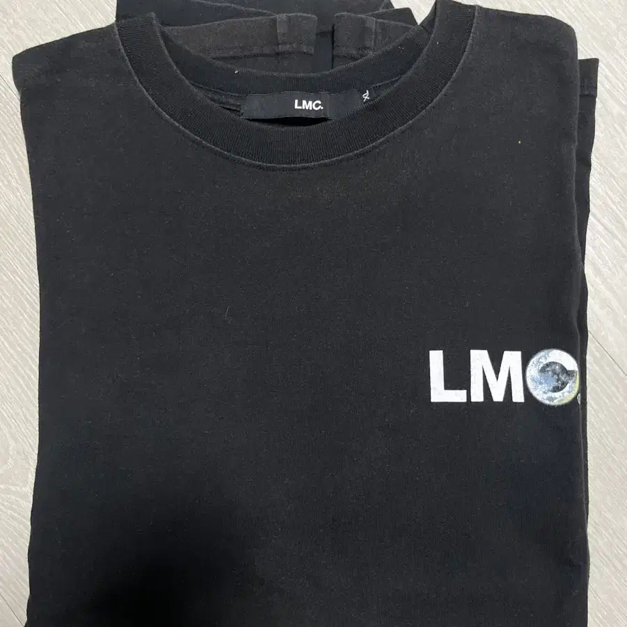 LMC 반팔티셔츠