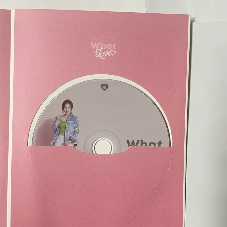 트와이스 what is love 앨범