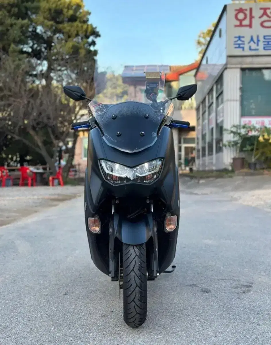 24년 신차출고 NMAX125 ABS 탑박스탑제  판매합니다.