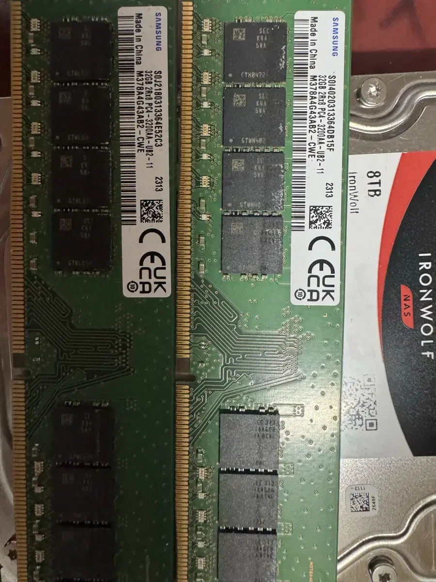 DDR4 64G 32G 2장 판매합니다