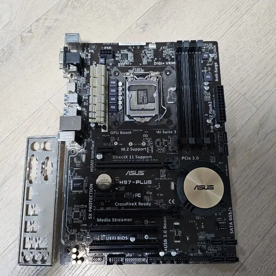 ASUS H97-PLUS 메인보드( LGA 1150 인텔 하스웰)