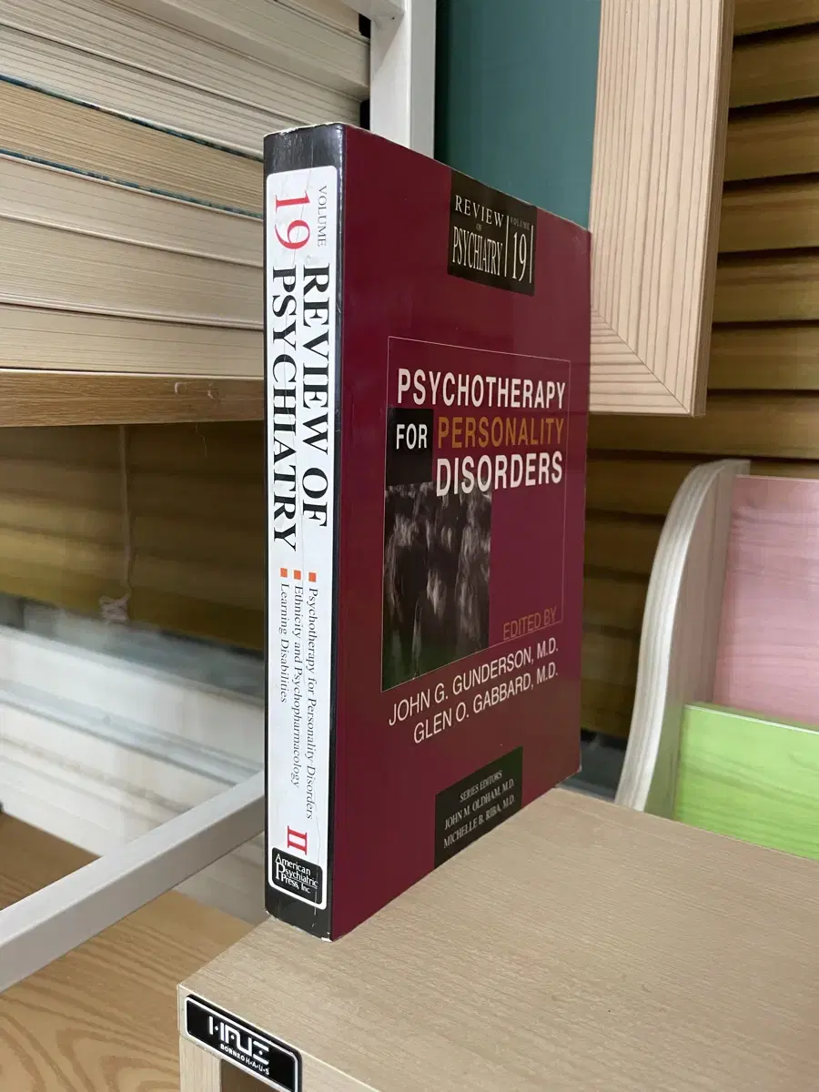 REVIEW OF PSYCHIATRY(VOLUME19)