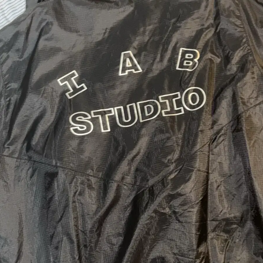 IAB STUDIO 바람막이 블랙 XL