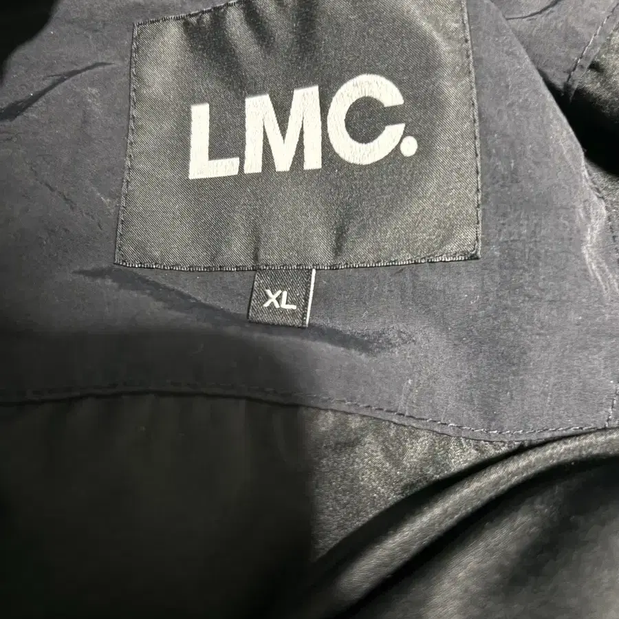 LMC 패딩 XL 팝니다