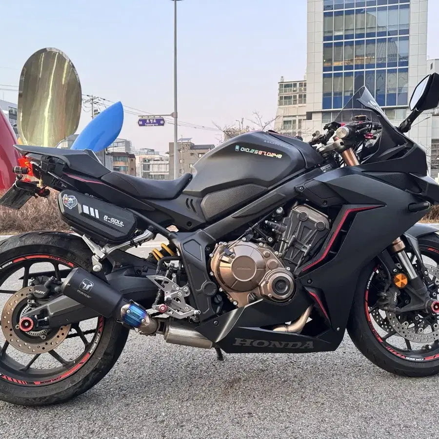 20년식 cbr650r 익실MK2 퀵싶 판매합니다