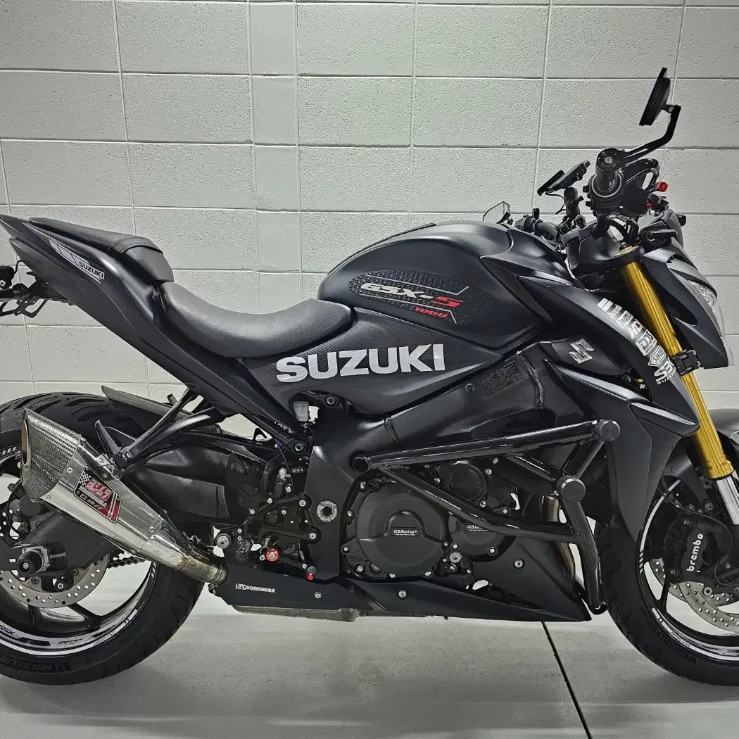 2018년식 관리잘한 GSX-S1000 판매합니다 .