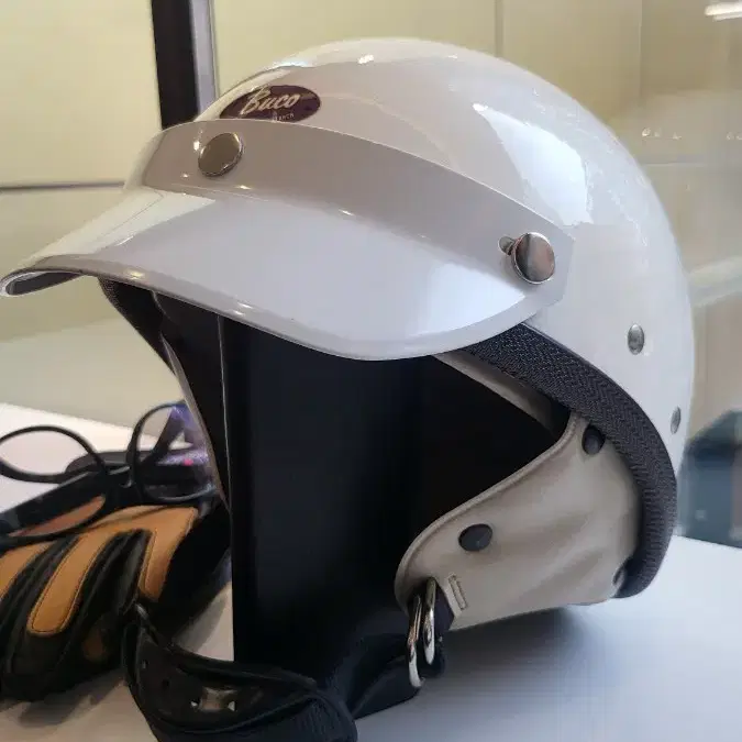 1960,s Buco helmet 두 점