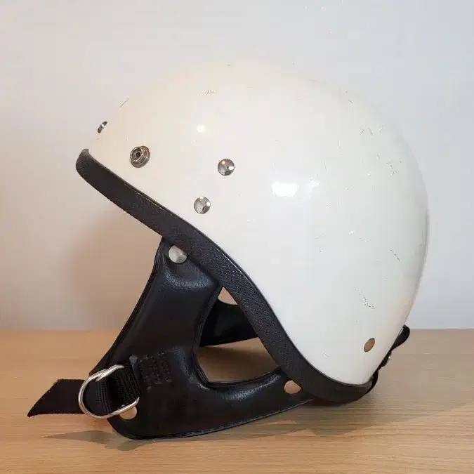 1960,s Buco helmet 두 점