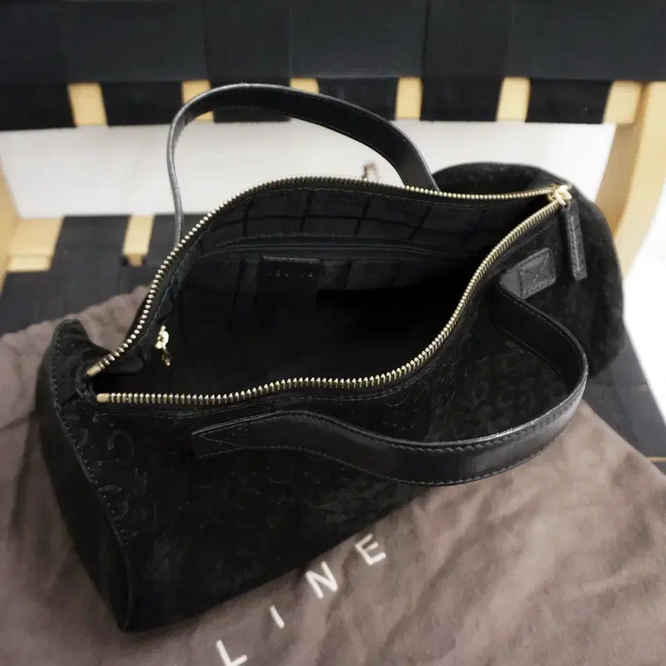 CELINE barrel bag