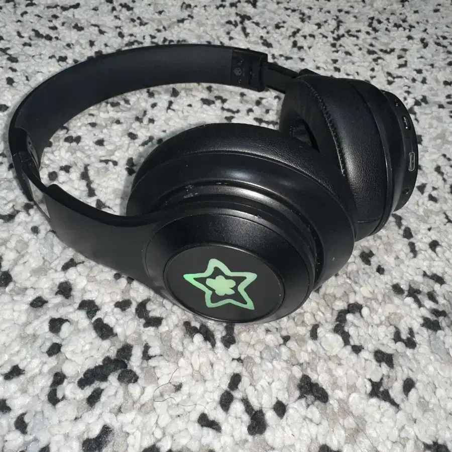 Starteam headphones 스타팀 헤드셋