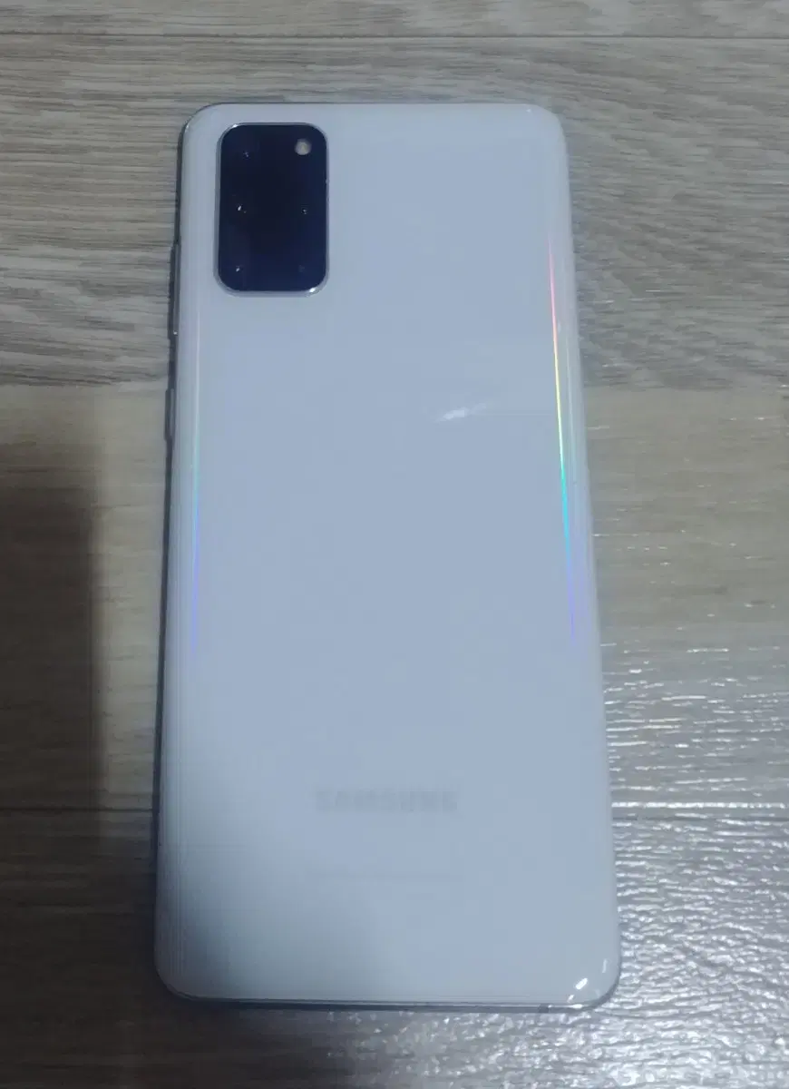 삼성 갤럭시 S20 플러스 256GB S급(테두리 사용감없고 상태엄청좋음