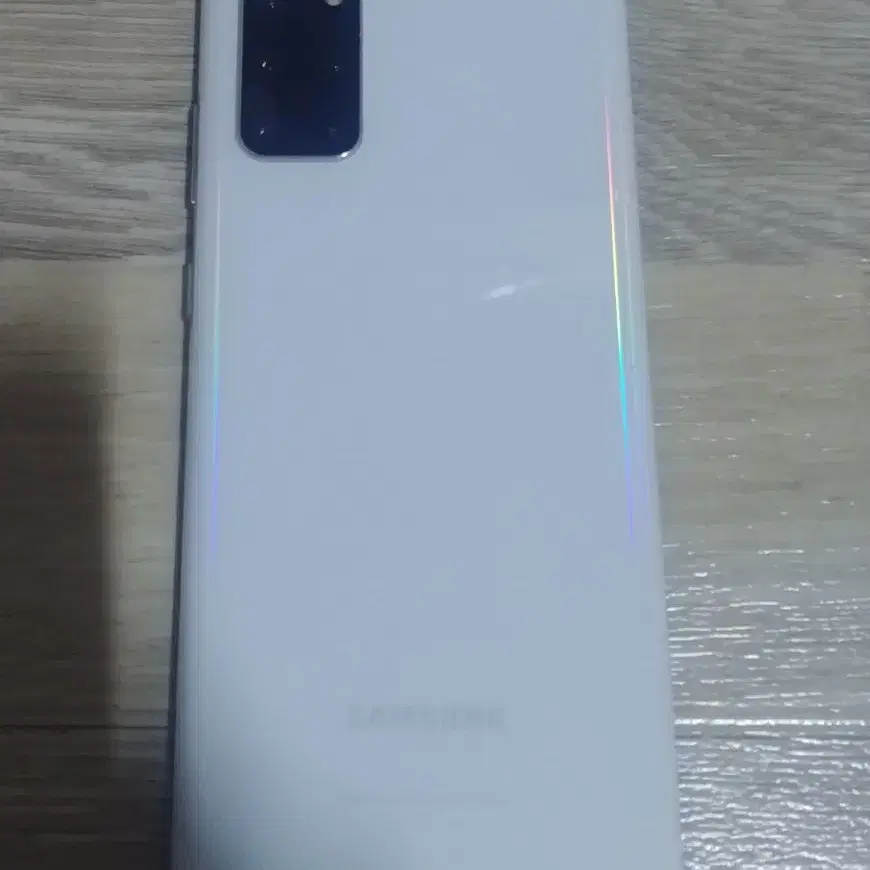 갤럭시 S20+ 256GB 화이트 S급(테두리 찍힘없이 깨끗한 새거상태)