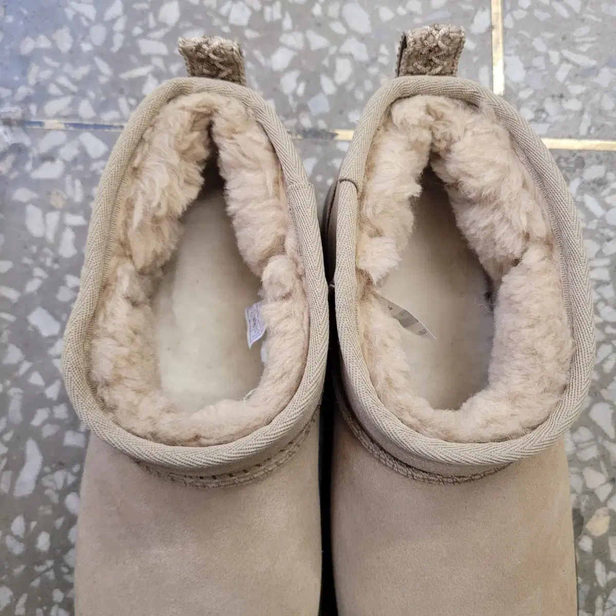 [250 size] UGG 어그 클래식 울트라 미니