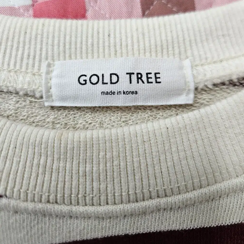 A2544  쭈리면 크롭티(GOLD TREE)