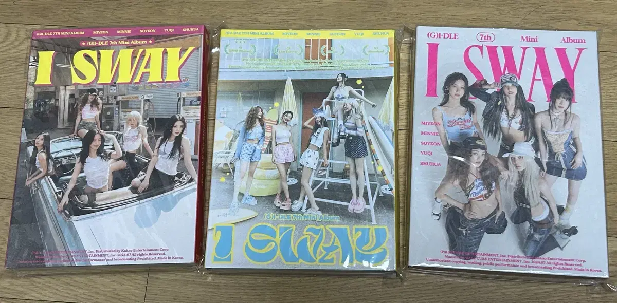 [일괄] 여자아이들 ISWAY 클락션 개봉 앨범 스크랩