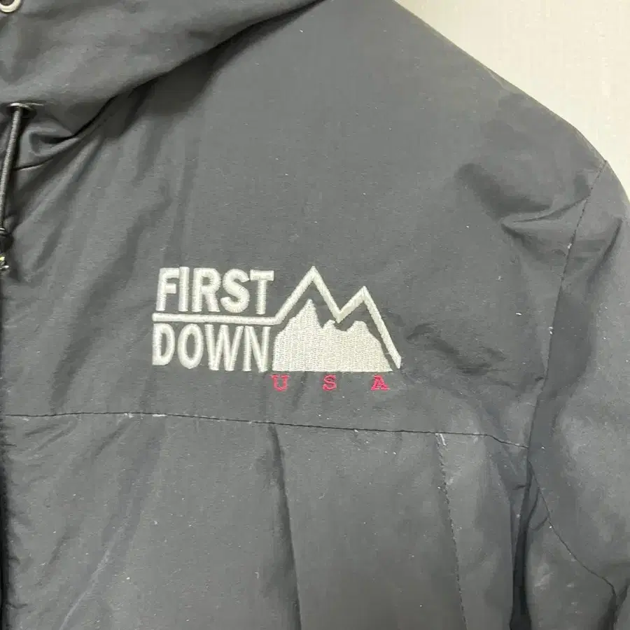 퍼스트 다운 FIRST DOWN 마운틴패딩